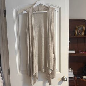 Women's Beige Sleeveless Cardigan